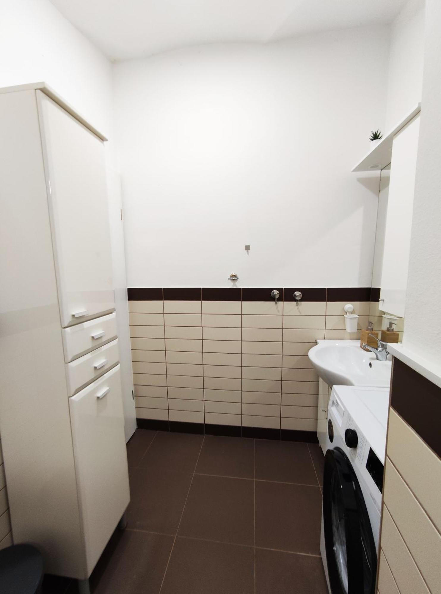 Studio Apartment Sisters 3-4 Ljubljana Exterior foto