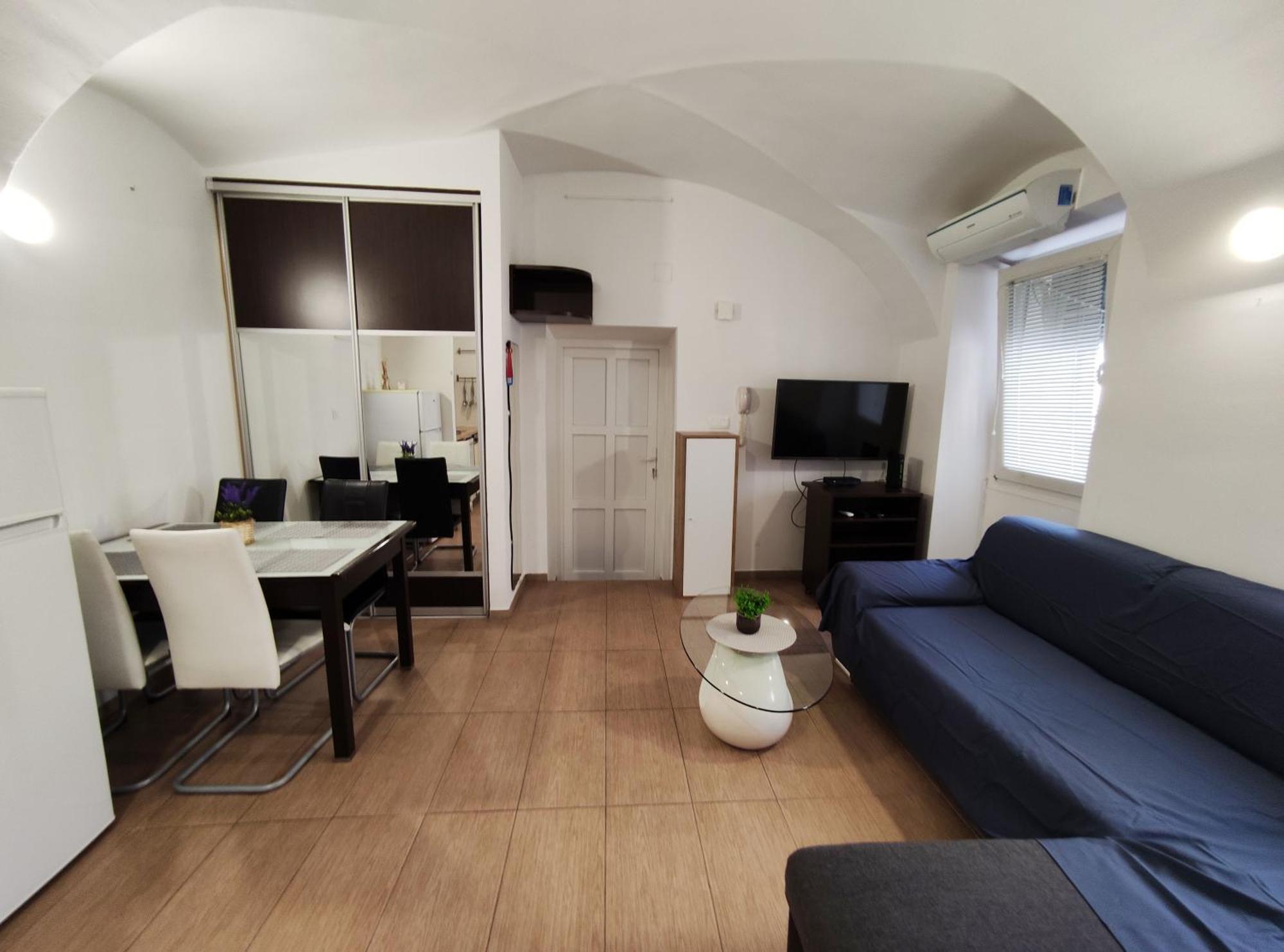 Studio Apartment Sisters 3-4 Ljubljana Exterior foto