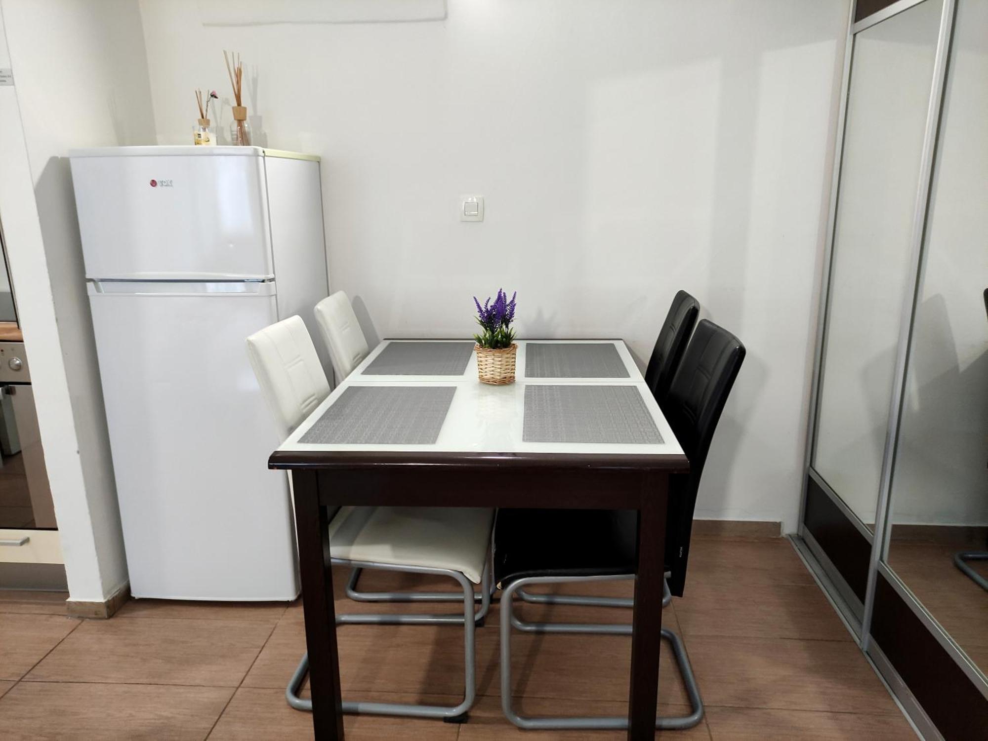 Studio Apartment Sisters 3-4 Ljubljana Exterior foto
